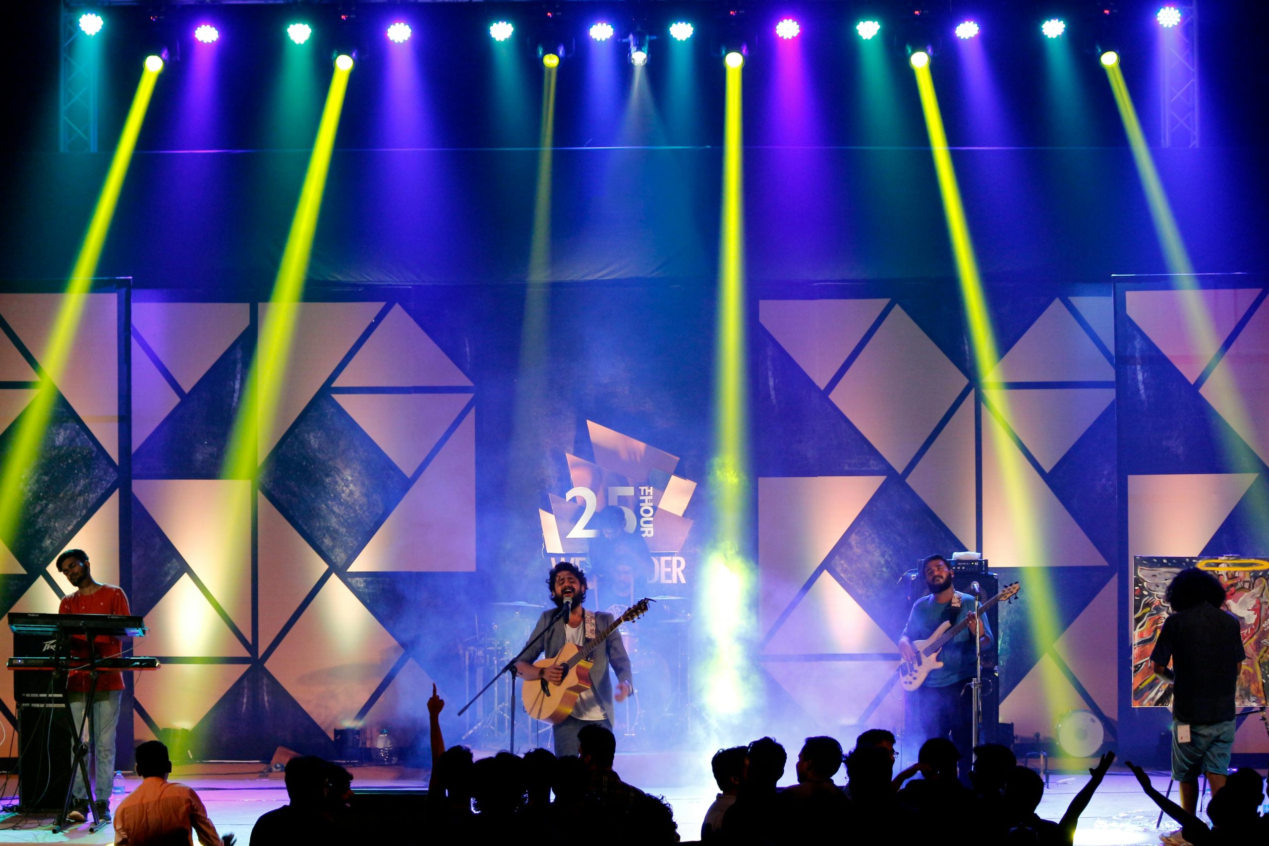 How a Professional Emcee Singapore Engages Every Audience